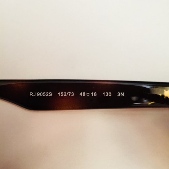 Ray-Ban Kids New Wayfarer Sunglasses, Tortoise - BRAND NEW - Picture 6 of 6